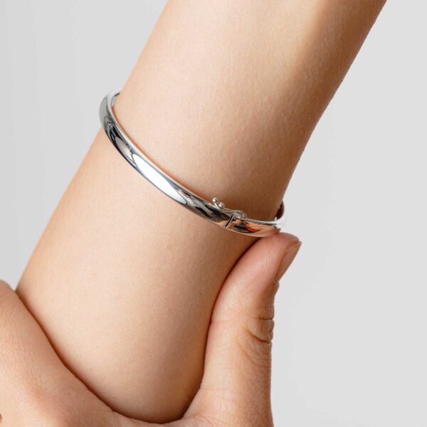 Bracciale Bangle Donna Argento Sterling 925 - Sottile Da 4mm, Peso 5 Grammi WJS22114
